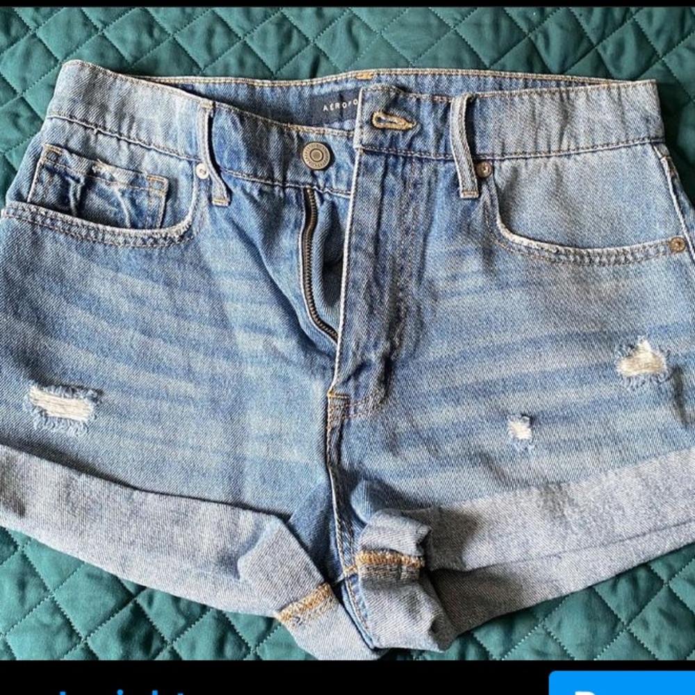 SALE aero mom shorts